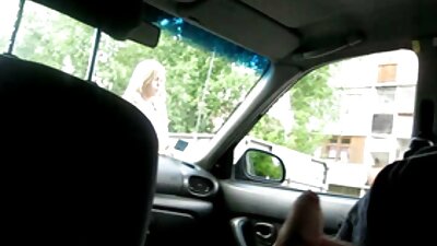 Nuplėšė jauną gražuolę darbo vietoje.
