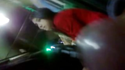Dikas pakliuvo ir pribaigė studentą. Pornografinis vaizdo įrašas su Evelyn Claire.