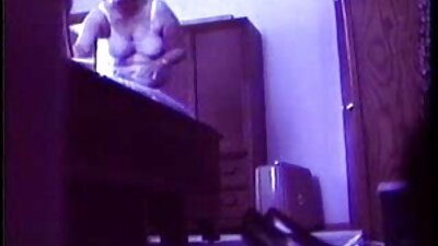 Mulatas su natūraliomis krūtimis pakliuvo ir pripildytas vyriškos spermos.
