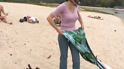 Tikra gražuolė Silvie Deluxe patiria tikrą orgazmą.