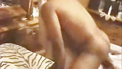 Baseinas vaikinai fuck sluts ir cum atviromis burnomis.